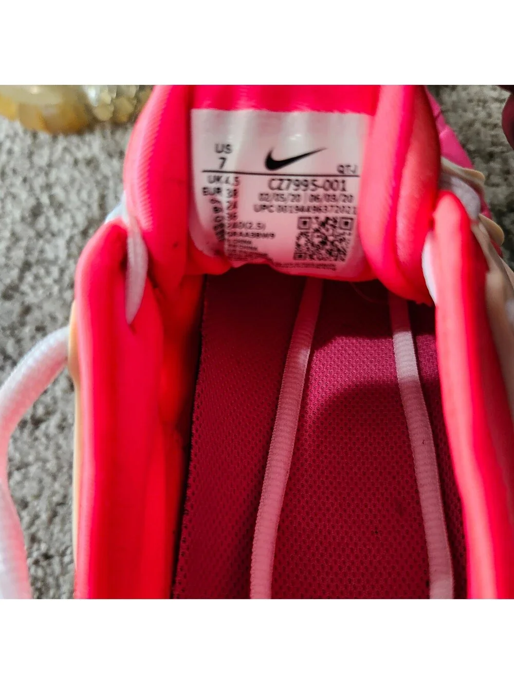 Nike Air VaporMax Plus Women's Running Shoes Size 7 Pink Coral